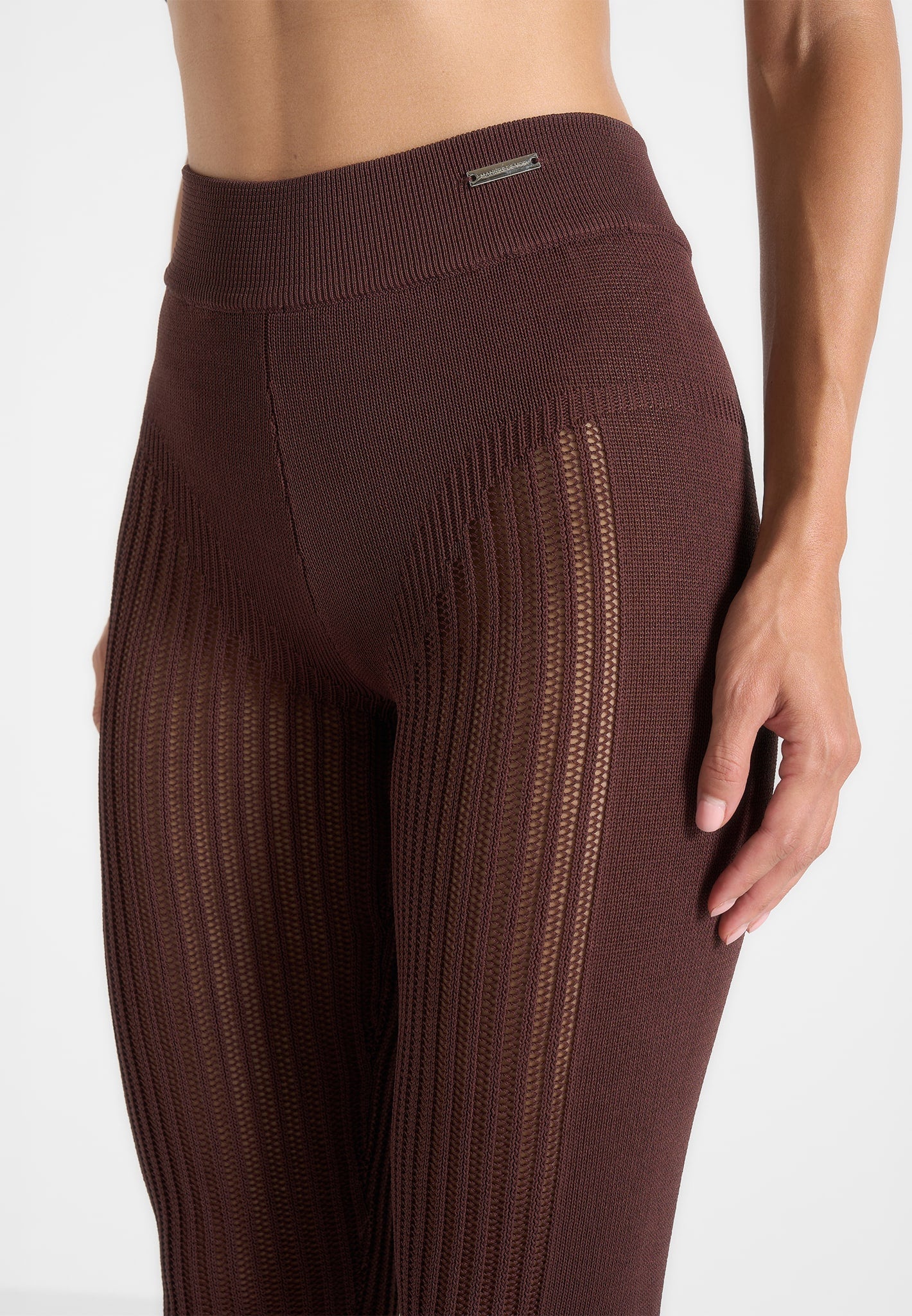 knitted-high-waisted-leggings-brown