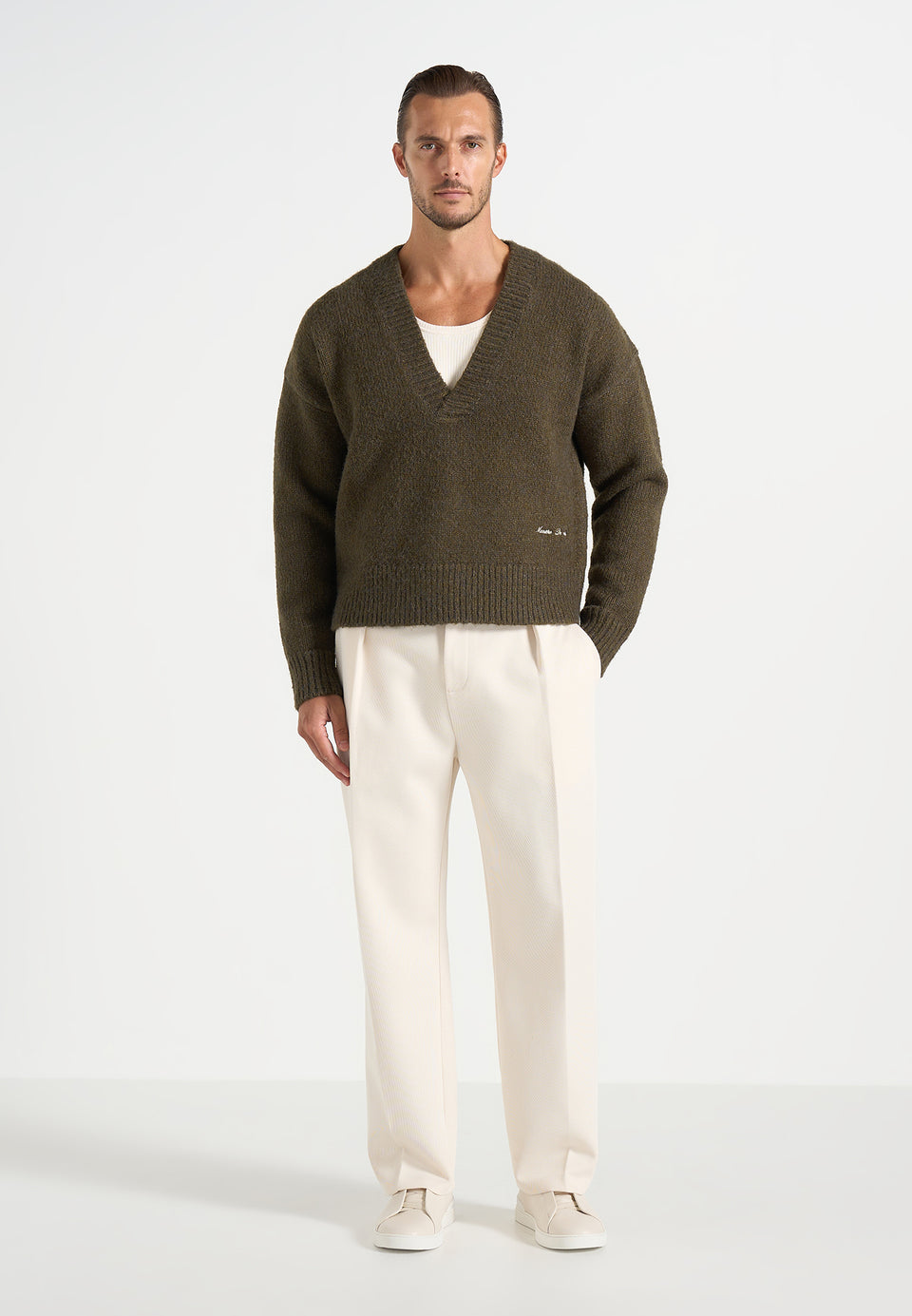 Chad - V-Neck Knit Jumper - Olive