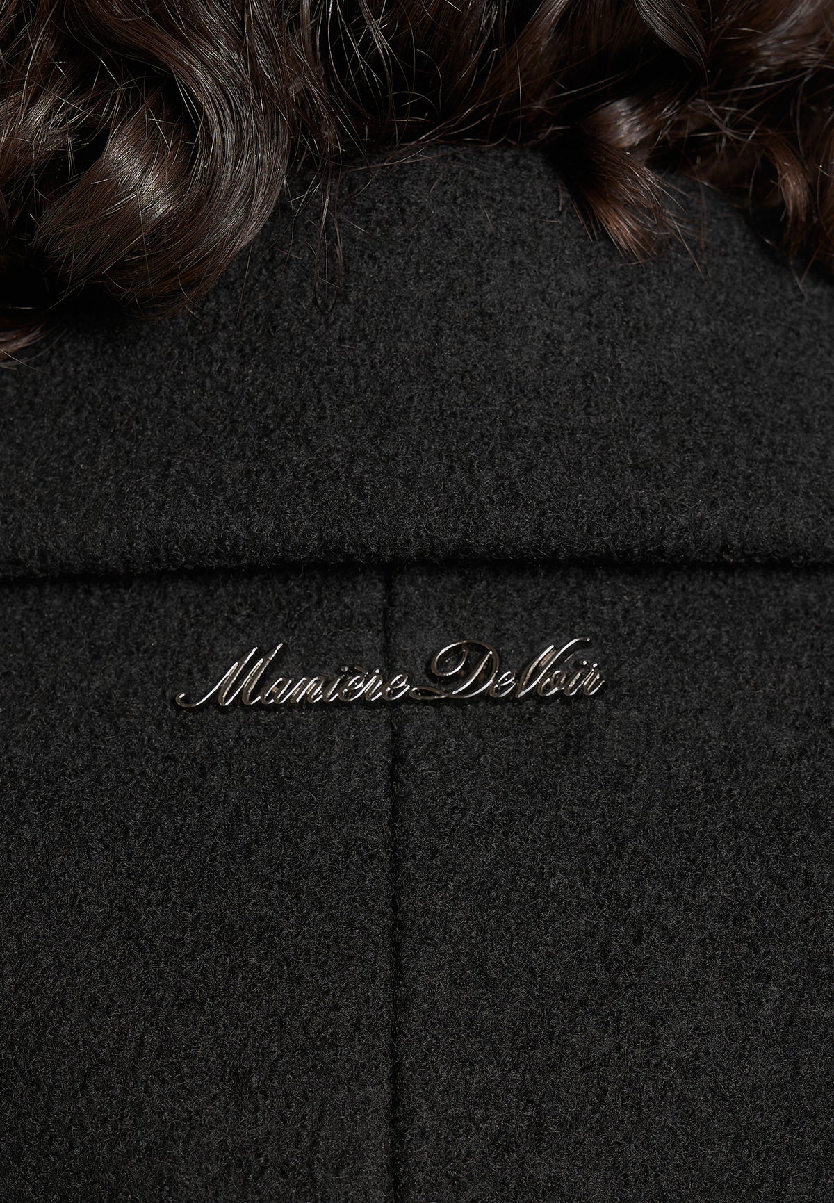 Jena - Wide Shoulder Wool Coat with Cinch Belt - Black