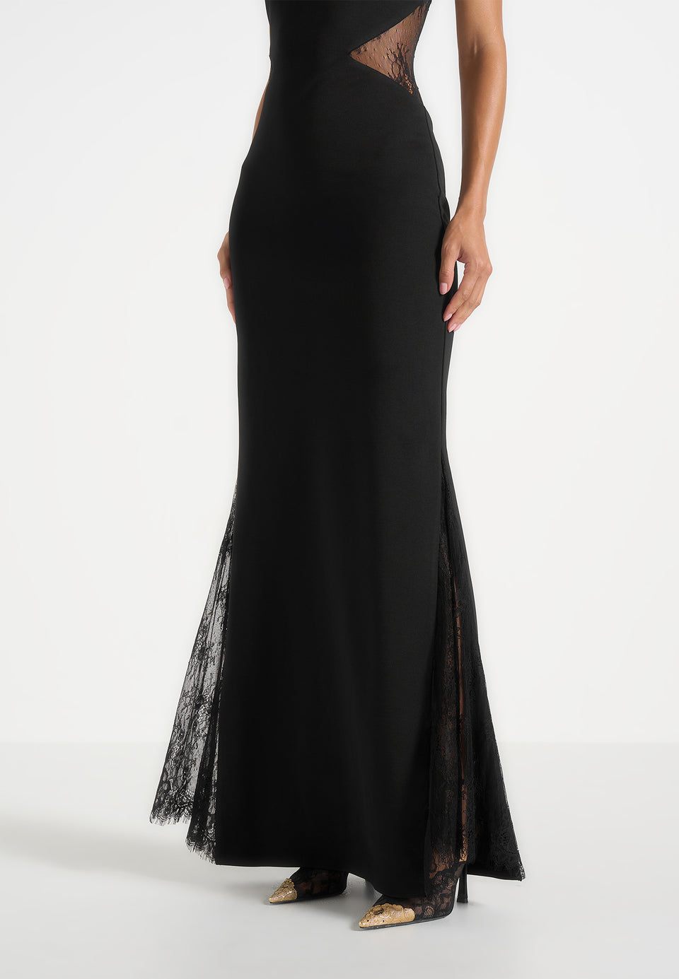 Georgina - V-Neck Chantilly Lace Back Maxi Dress - Black