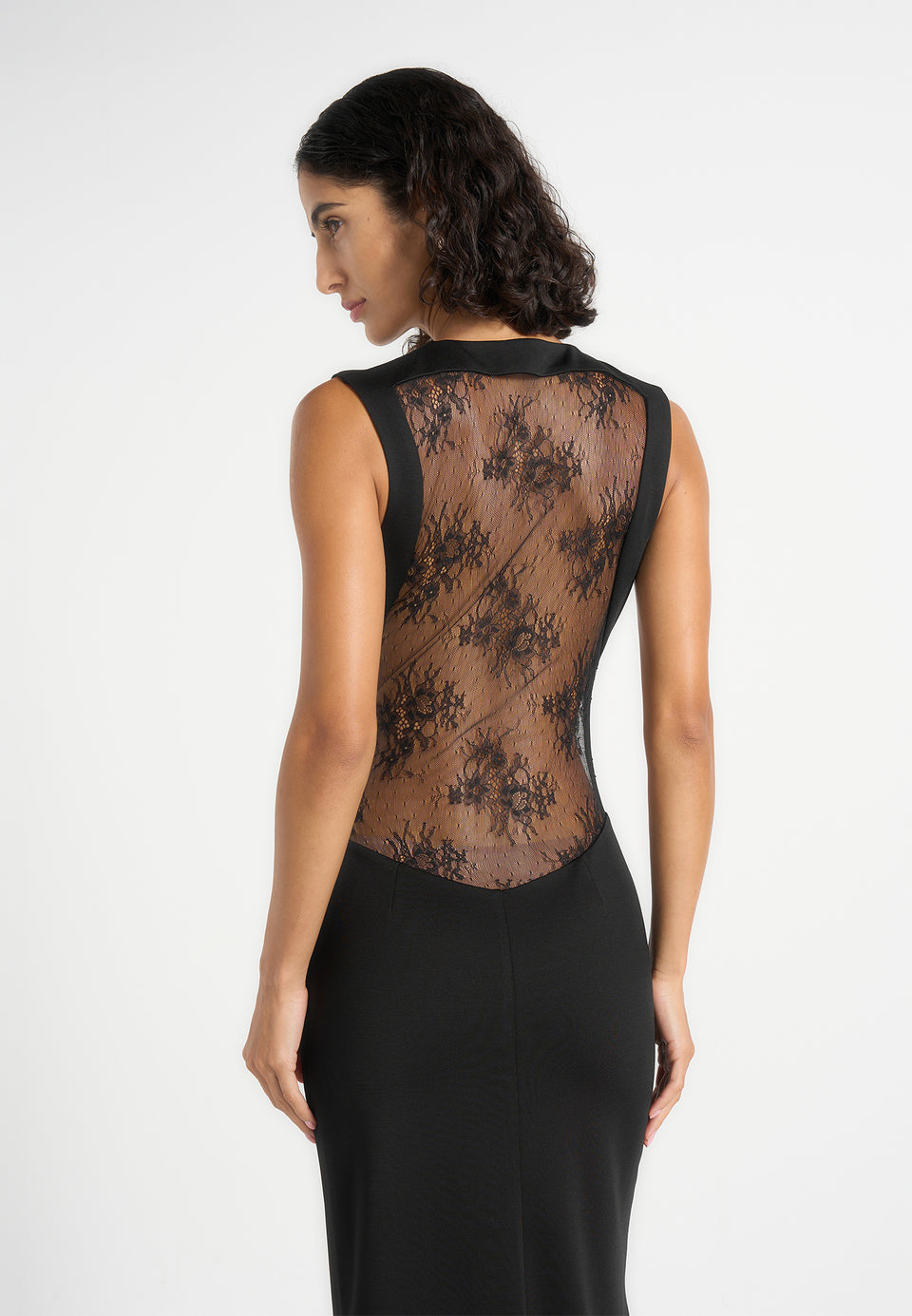Georgina - V-Neck Chantilly Lace Back Maxi Dress - Black