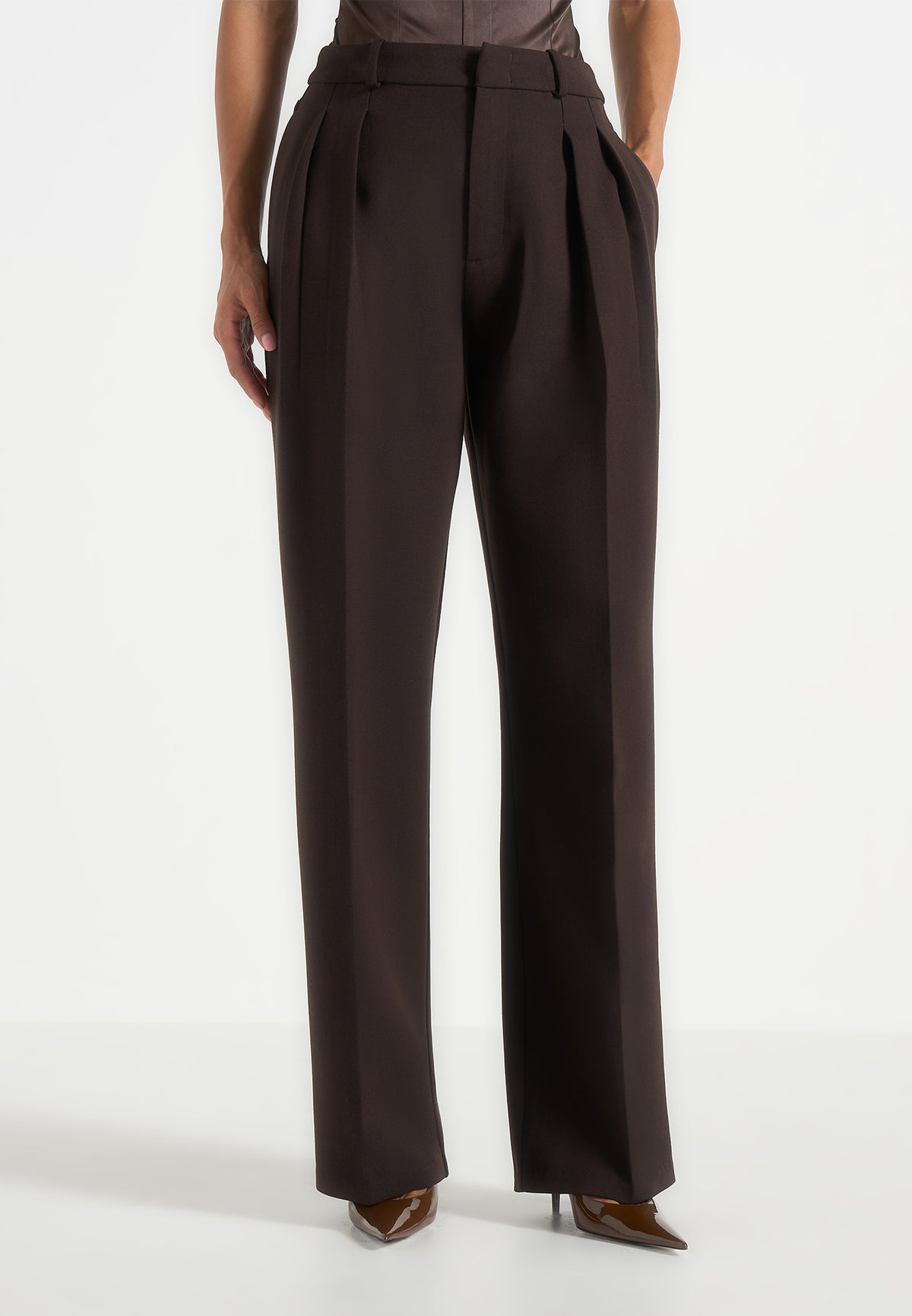 Julie - Tailored Twin Pleat Trousers - Brown