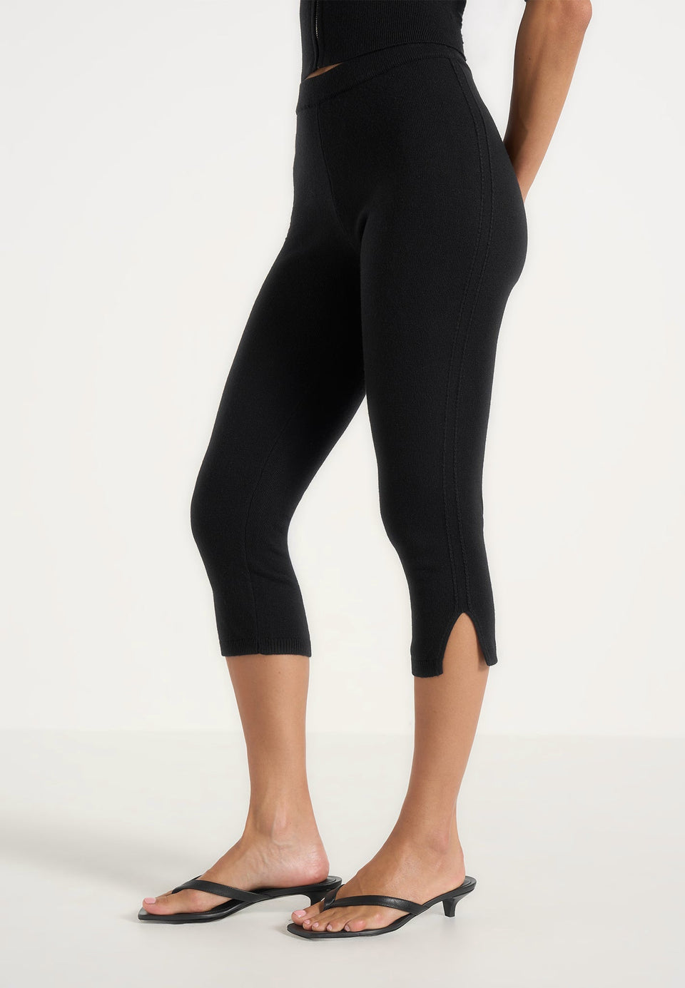 Zola - Knit Capri Leggings - Black