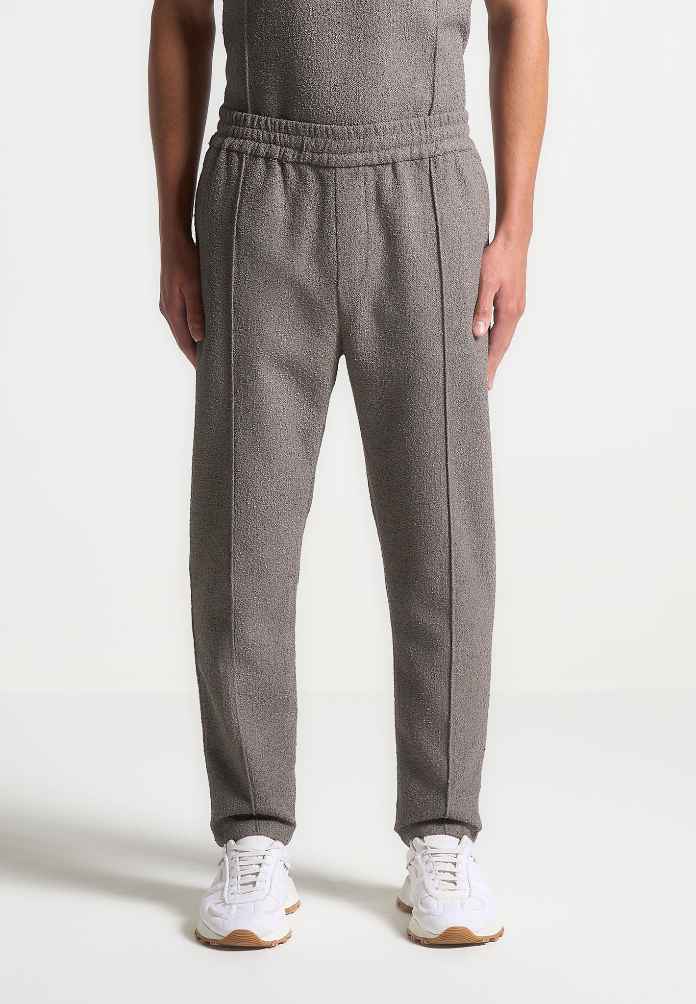 boucle-pintuck-tapered-trousers-charcoal