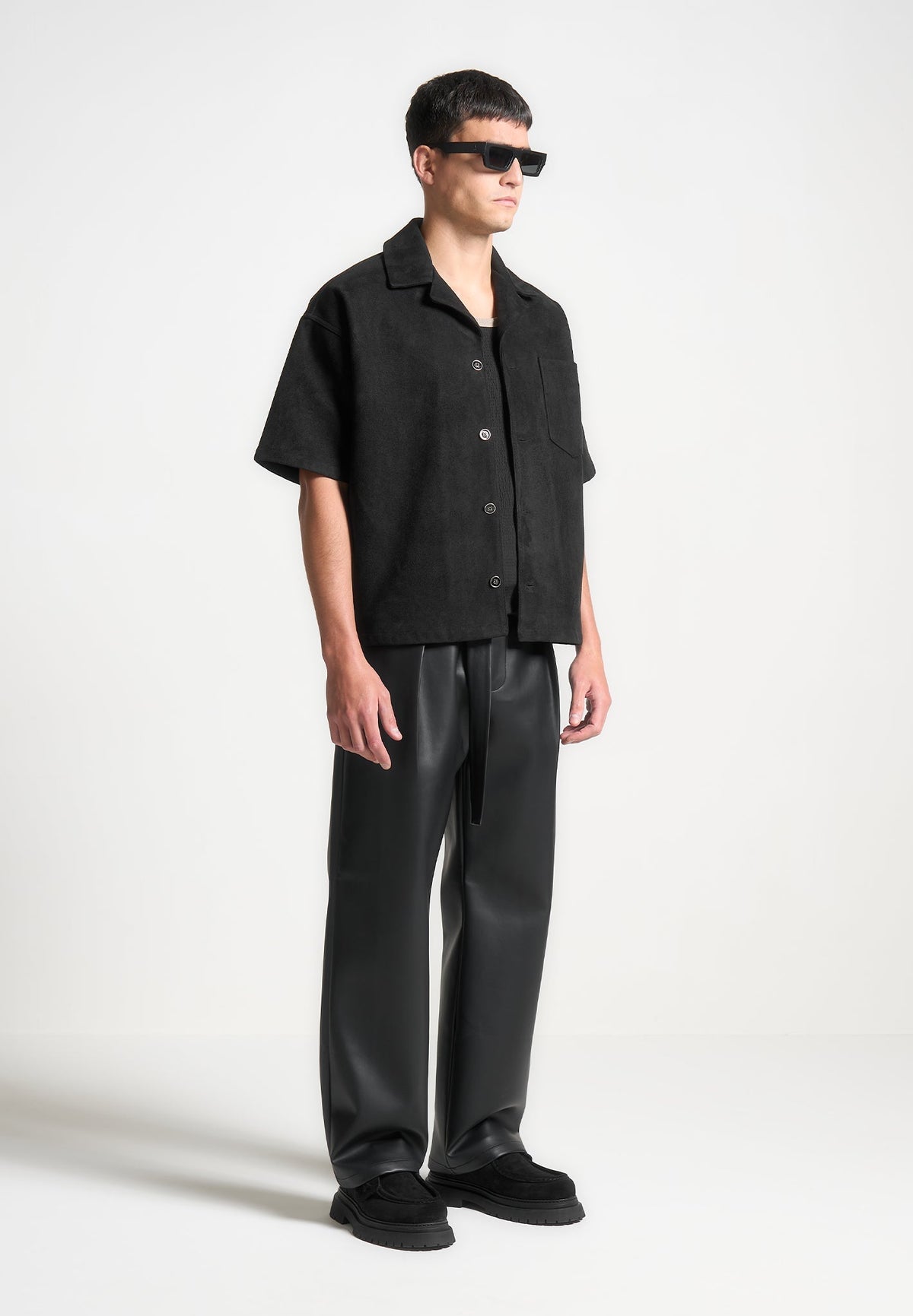 Luc - Boxy Suede Shirt - Black