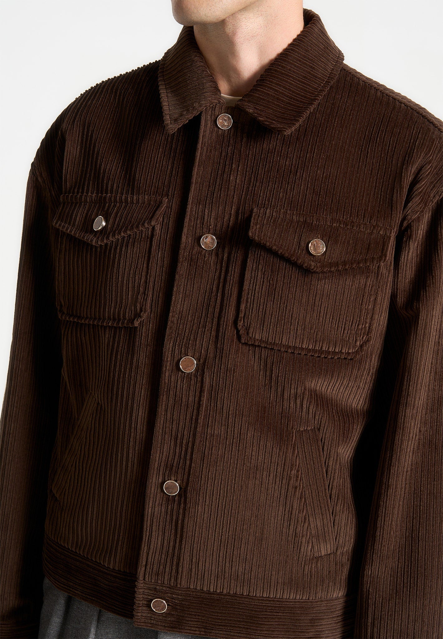 corduroy-trucker-jacket-brown 