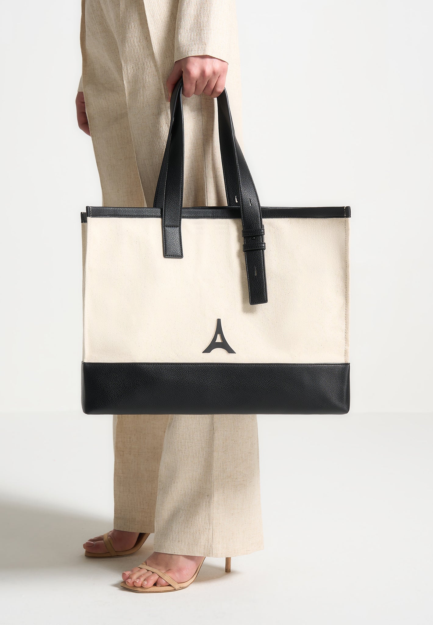 Romane - Eiffel Detail Canvas Tote Bag - Beige/Black