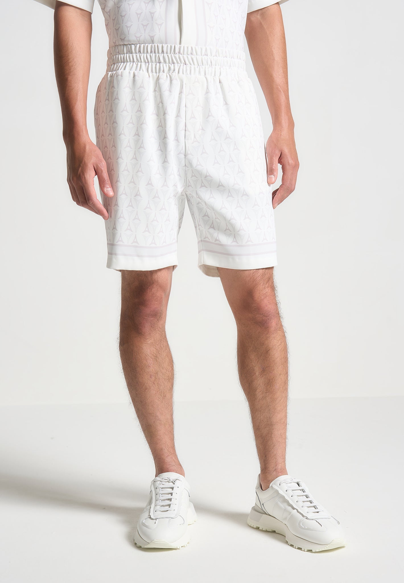 eiffel-monogram-shorts-white 