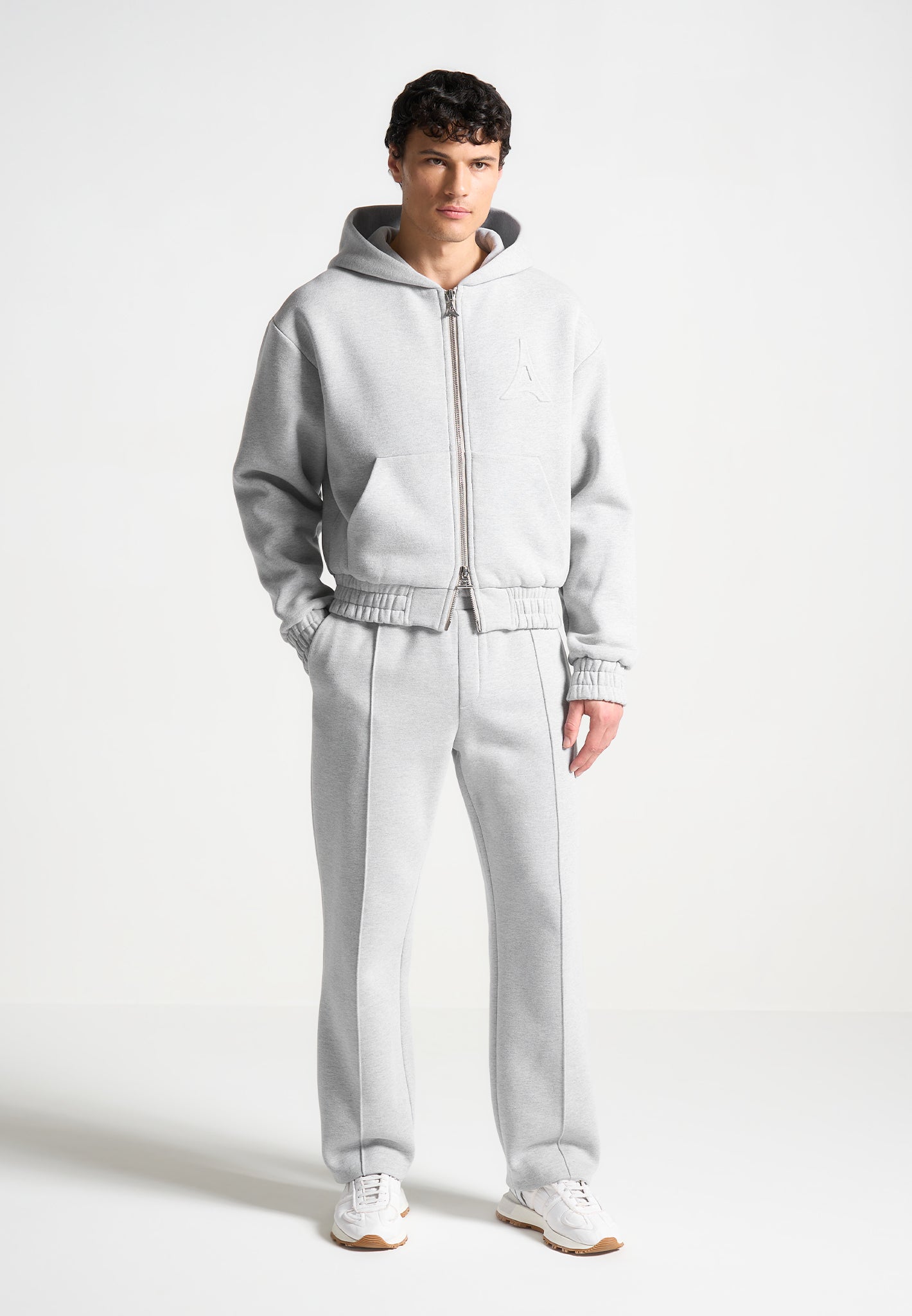 eternel-eiffel-embossed-pintuck-jogger-grey 