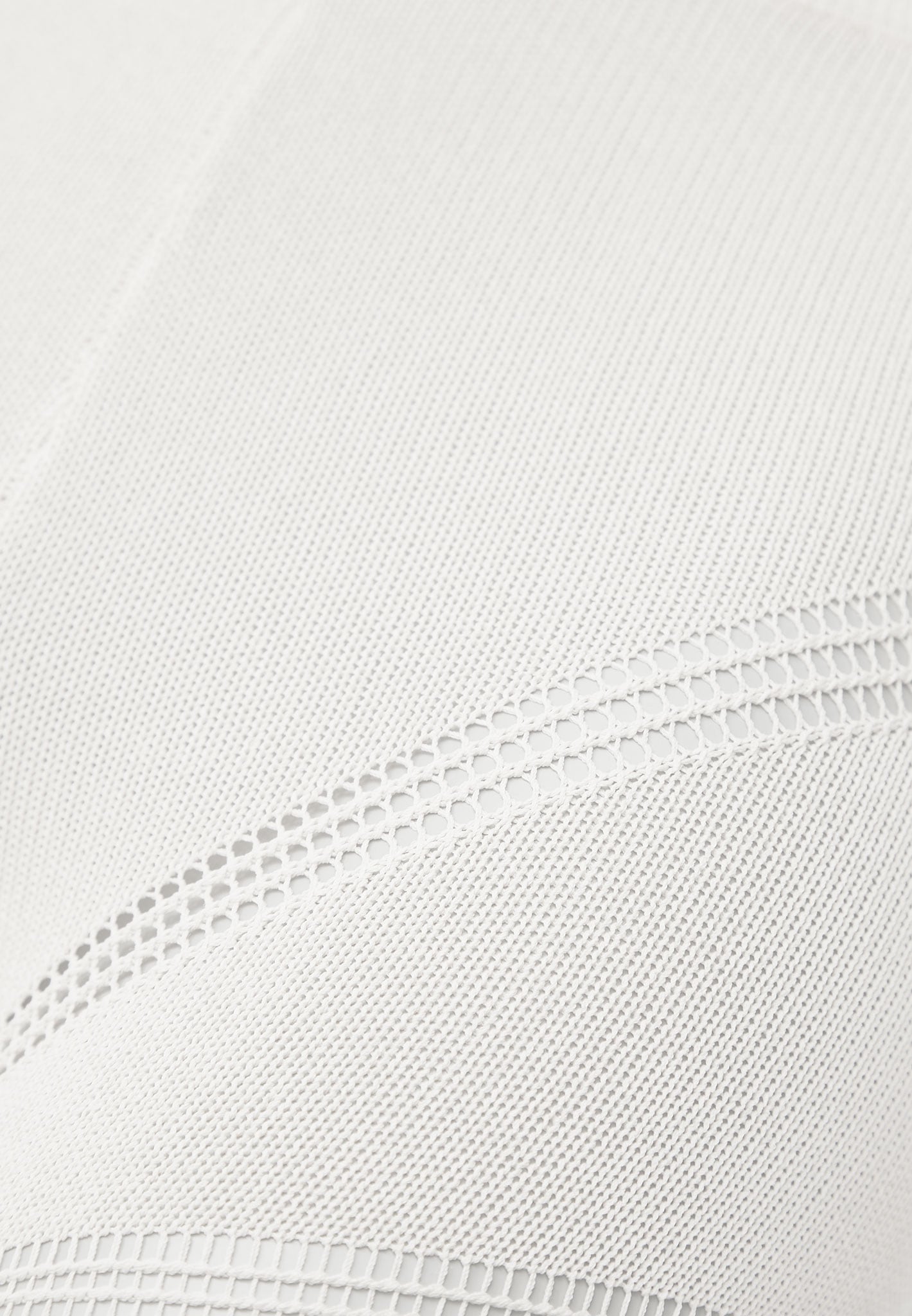 high-waisted-knitted-spiral-contour-leggings-white