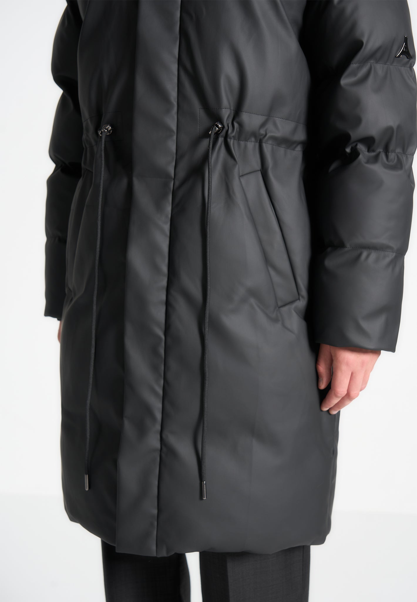 matte-longline-puffer-coat-black-1