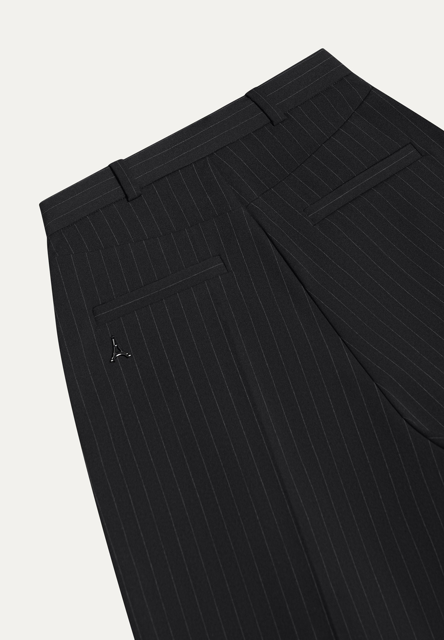 pinstripe-tailored-city-shorts-black