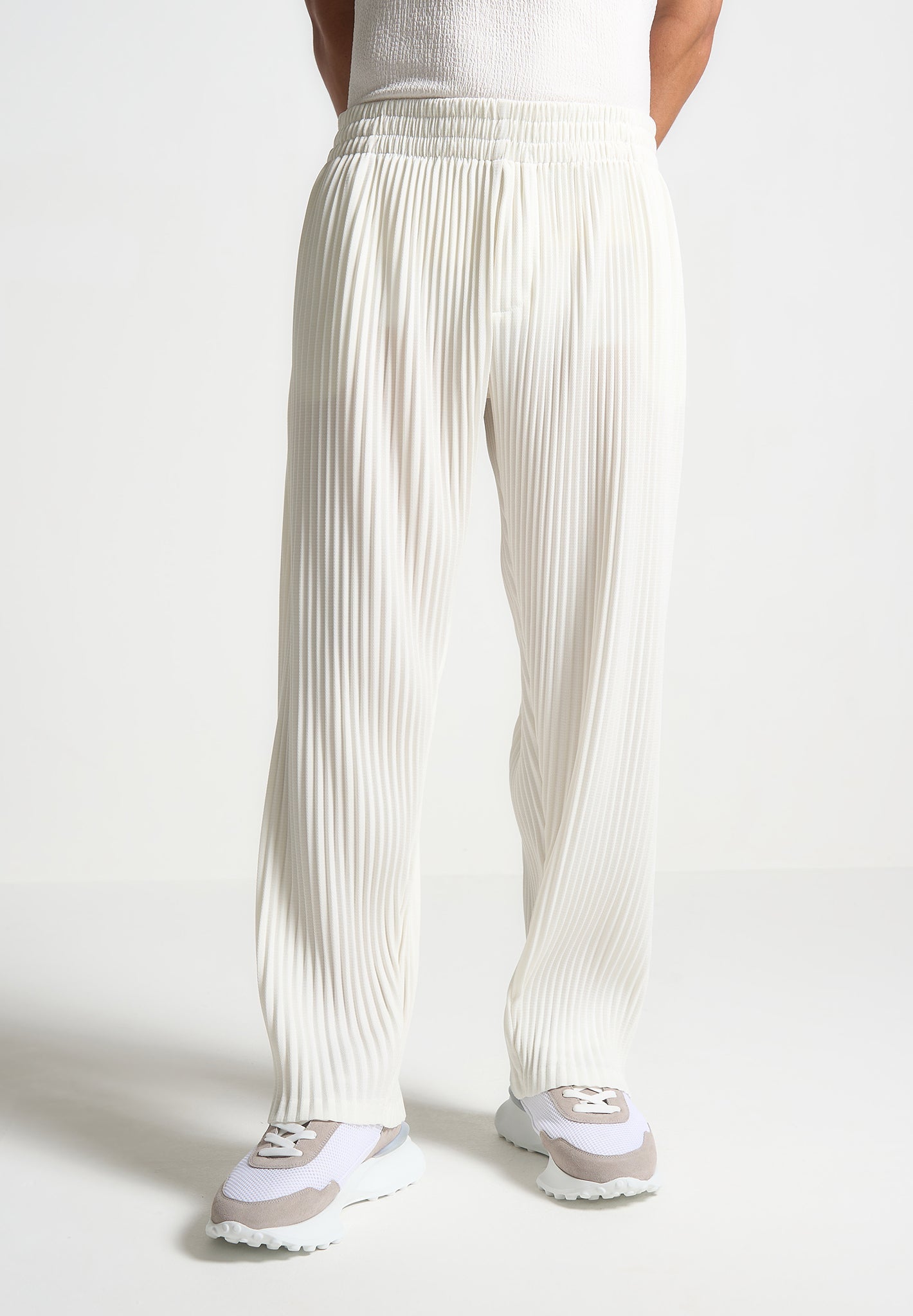 pleated-trousers-off-white