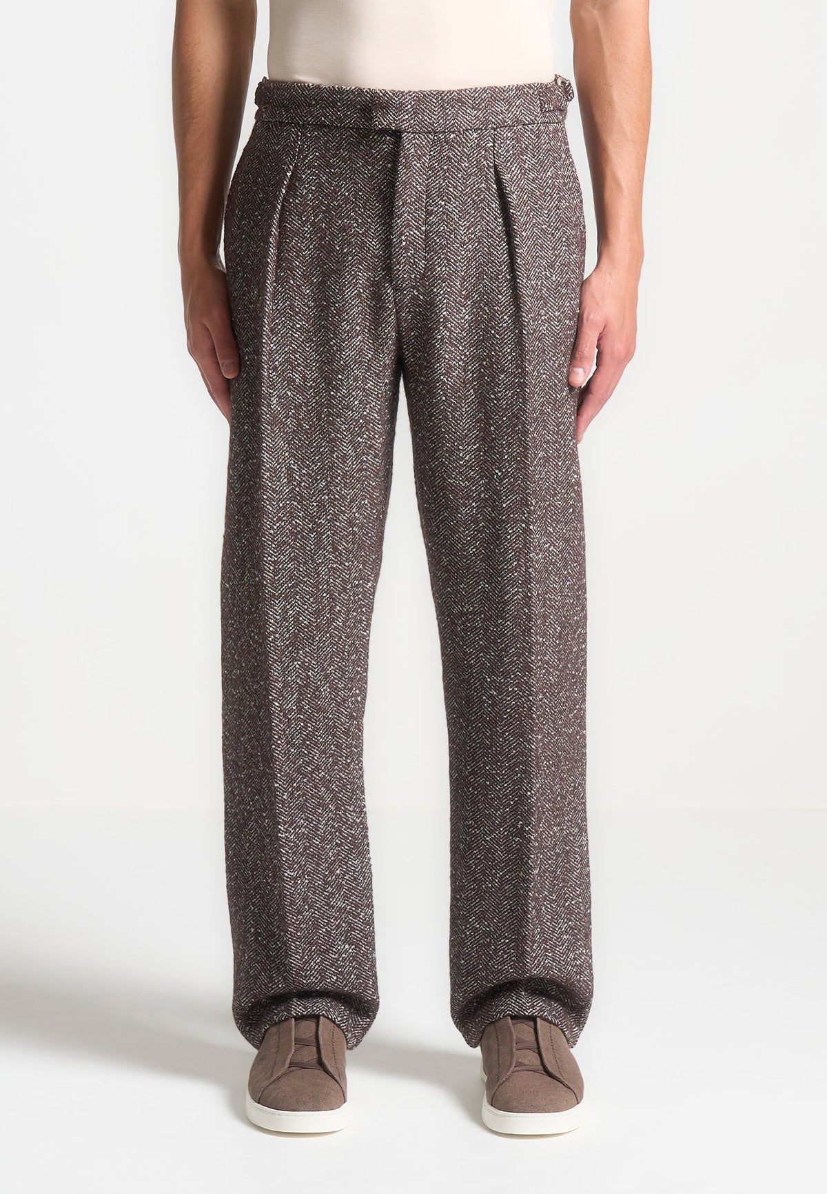 Dorian - Relaxed Fit Wool Blend Herringbone Pleated Tailored Pants - Brown