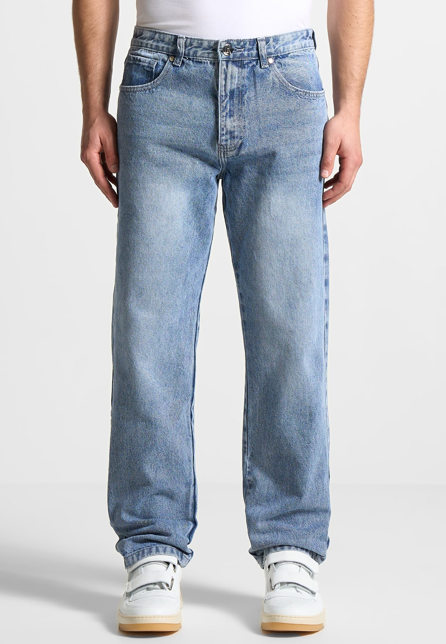 relaxed-fit-jean-washed-blue