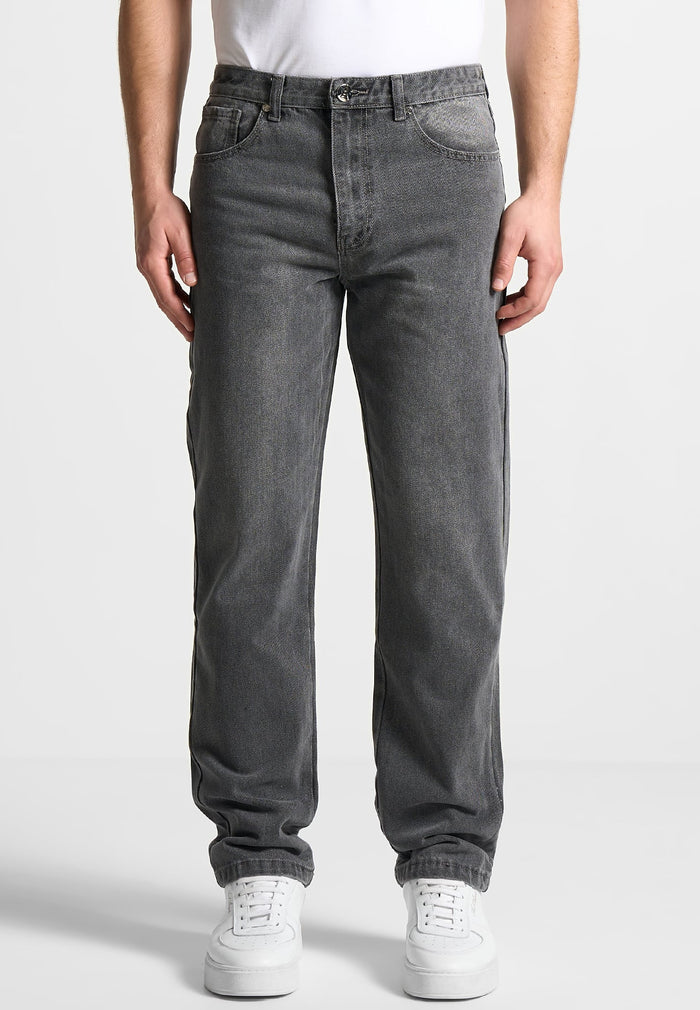 relaxed-fit-jean-washed-grey