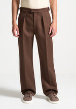 relaxed-fit-twill-pleated-tailored-trousers-brown