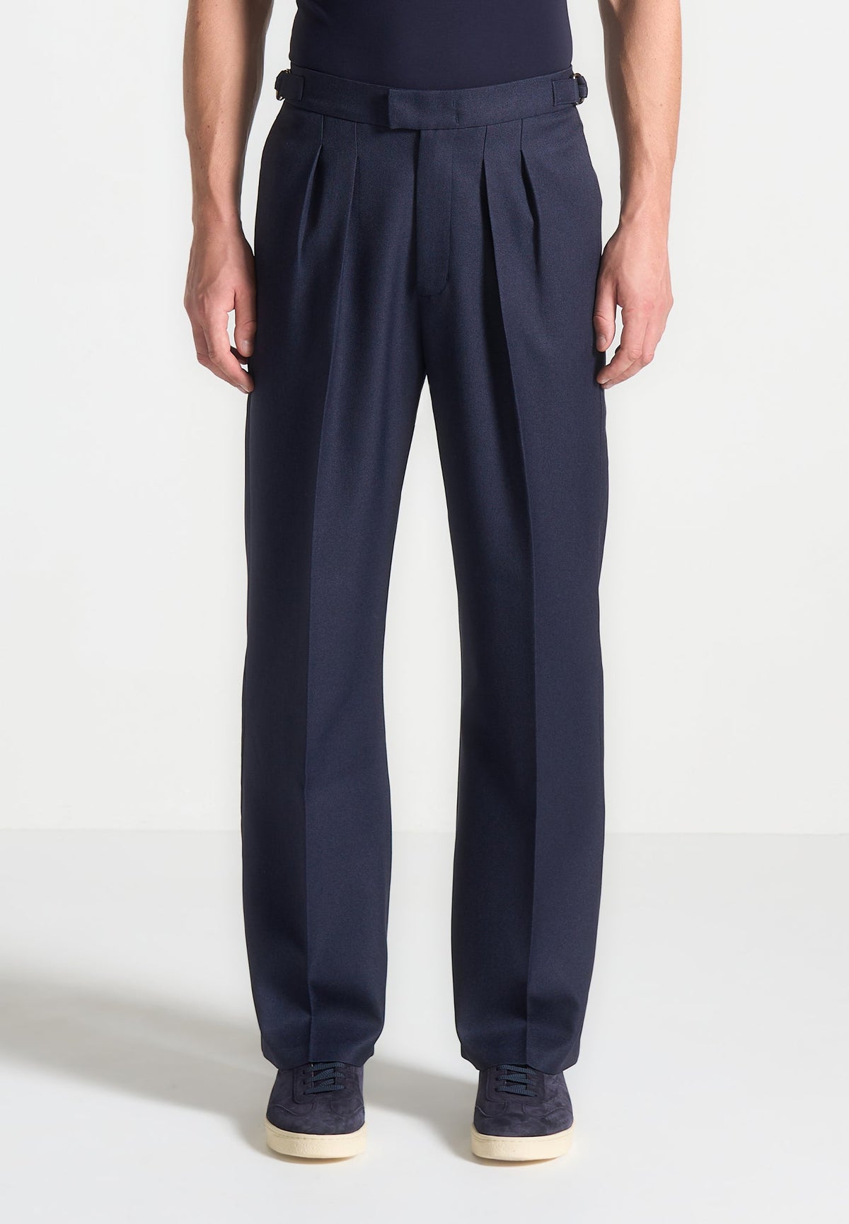 P⁠ierre - Relaxed Fit Pleated Tailored Trousers - Navy