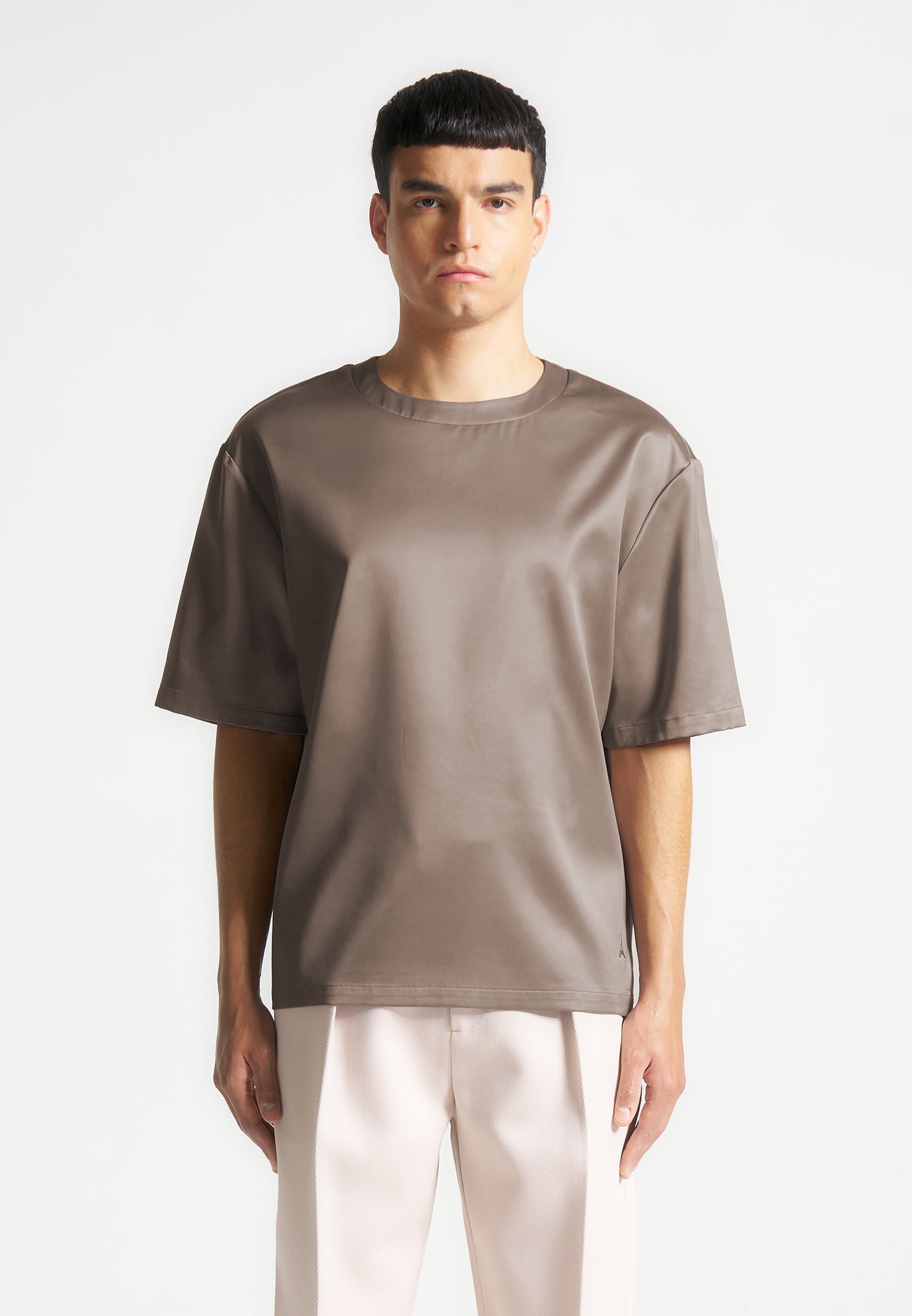 satin-boxy-fit-t-shirt-taupe