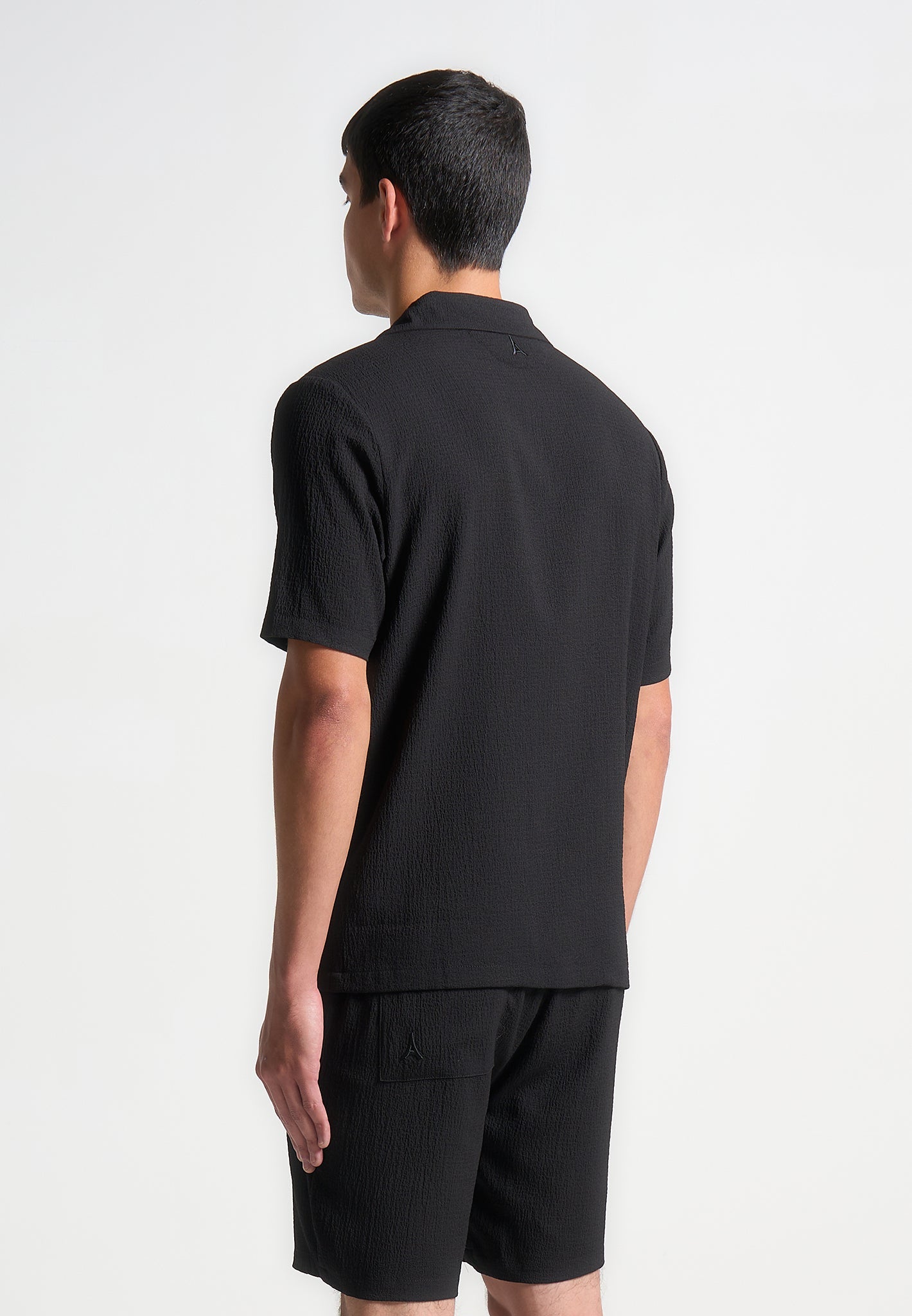 seersucker-revere-shirt-black