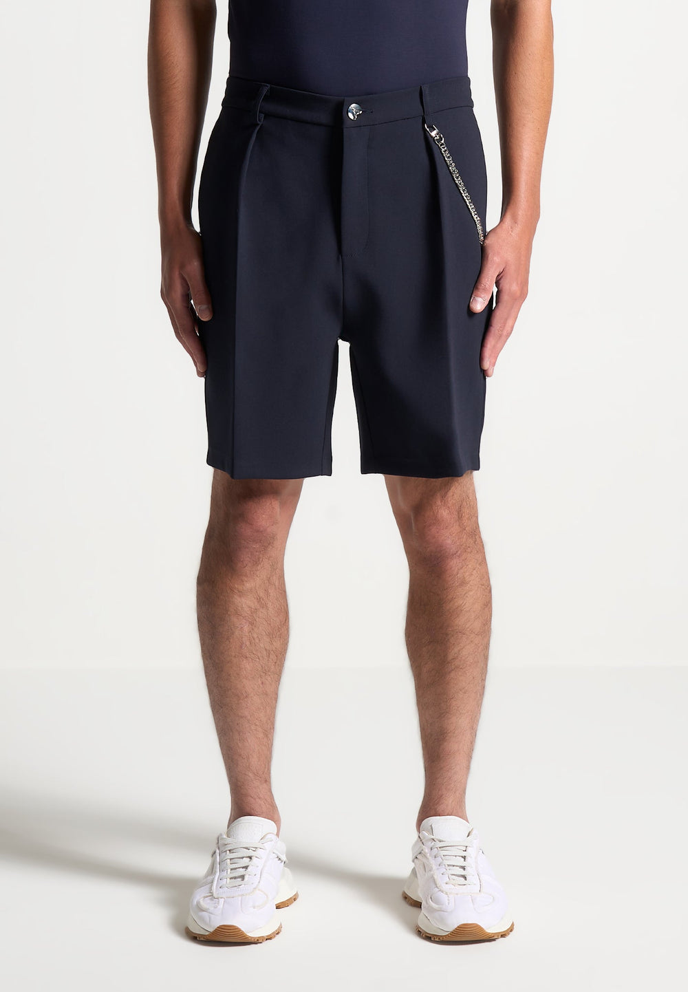 tailored-shorts-with-chain-navy