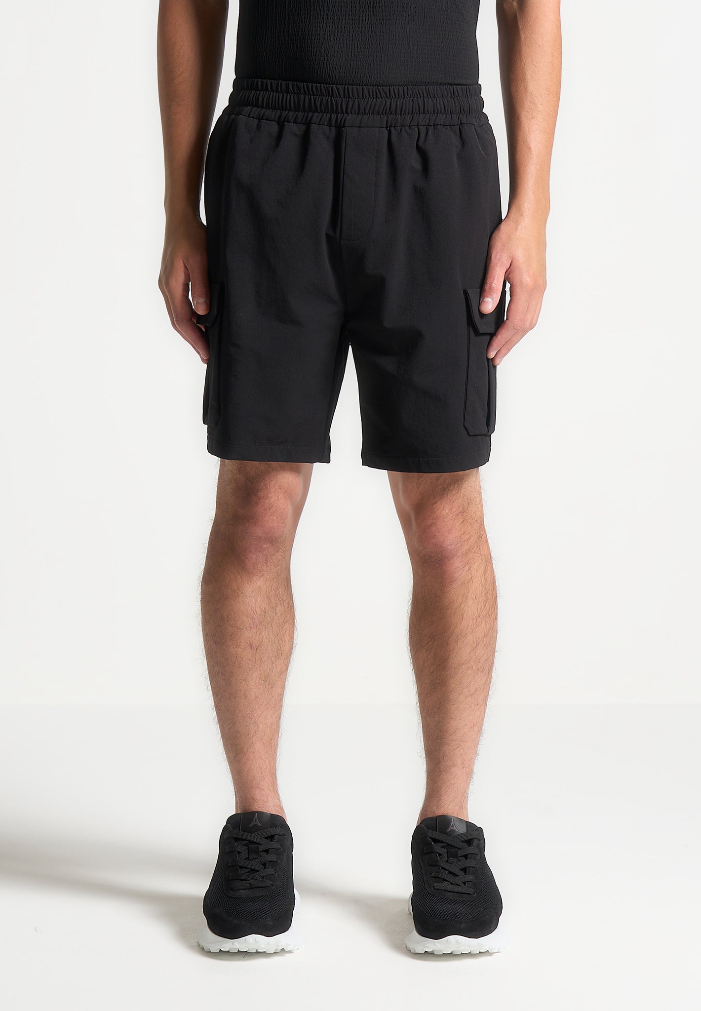 technical-cargo-shorts-black-2