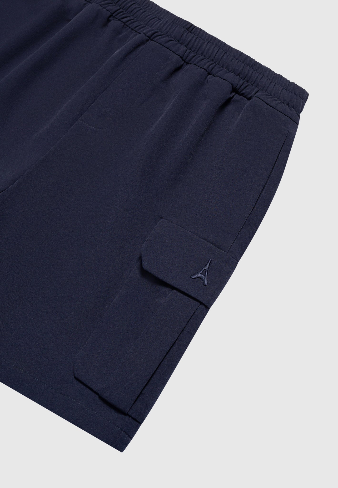 technical-cargo-shorts-navy