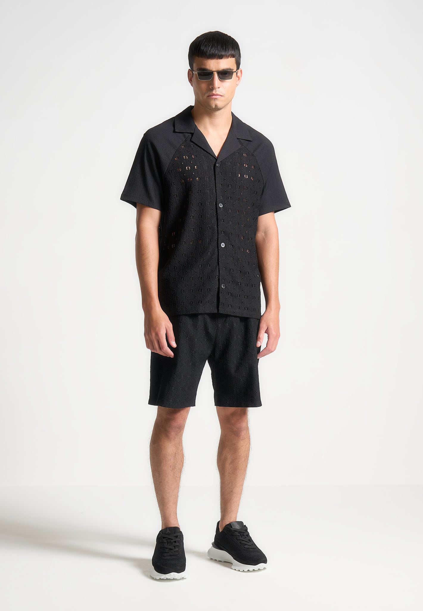 textured-raglan-shirt-black