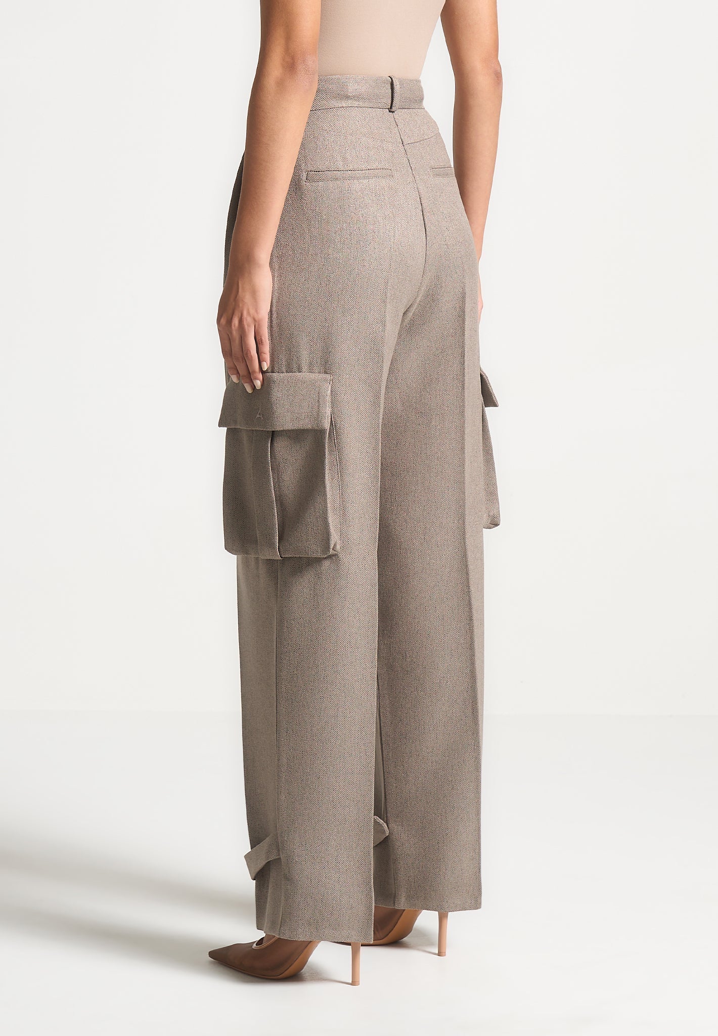 danielle-textured-tailored-pleated-cargo-trousers-taupe