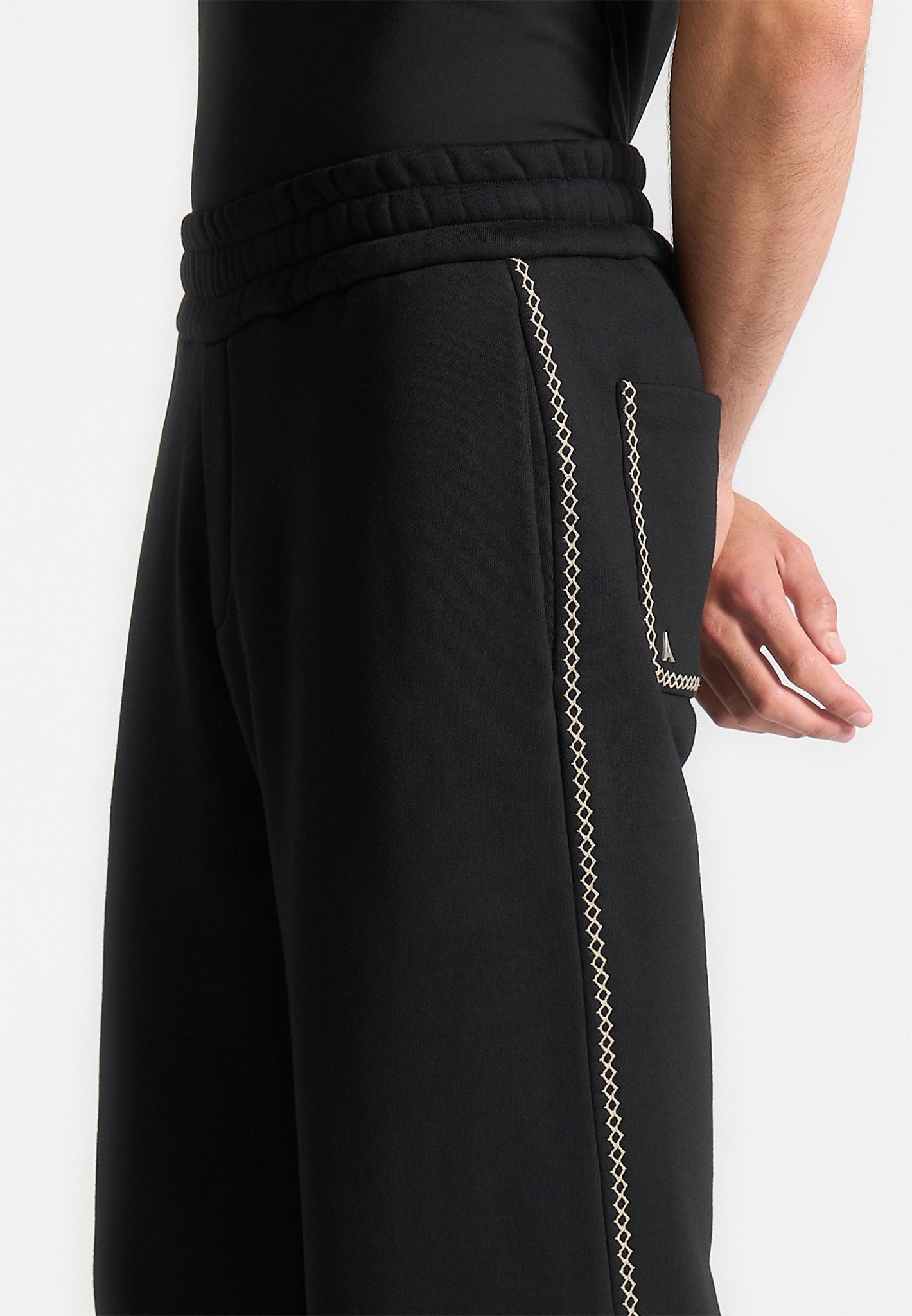 marcel-whipstitch-regular-jogger-black